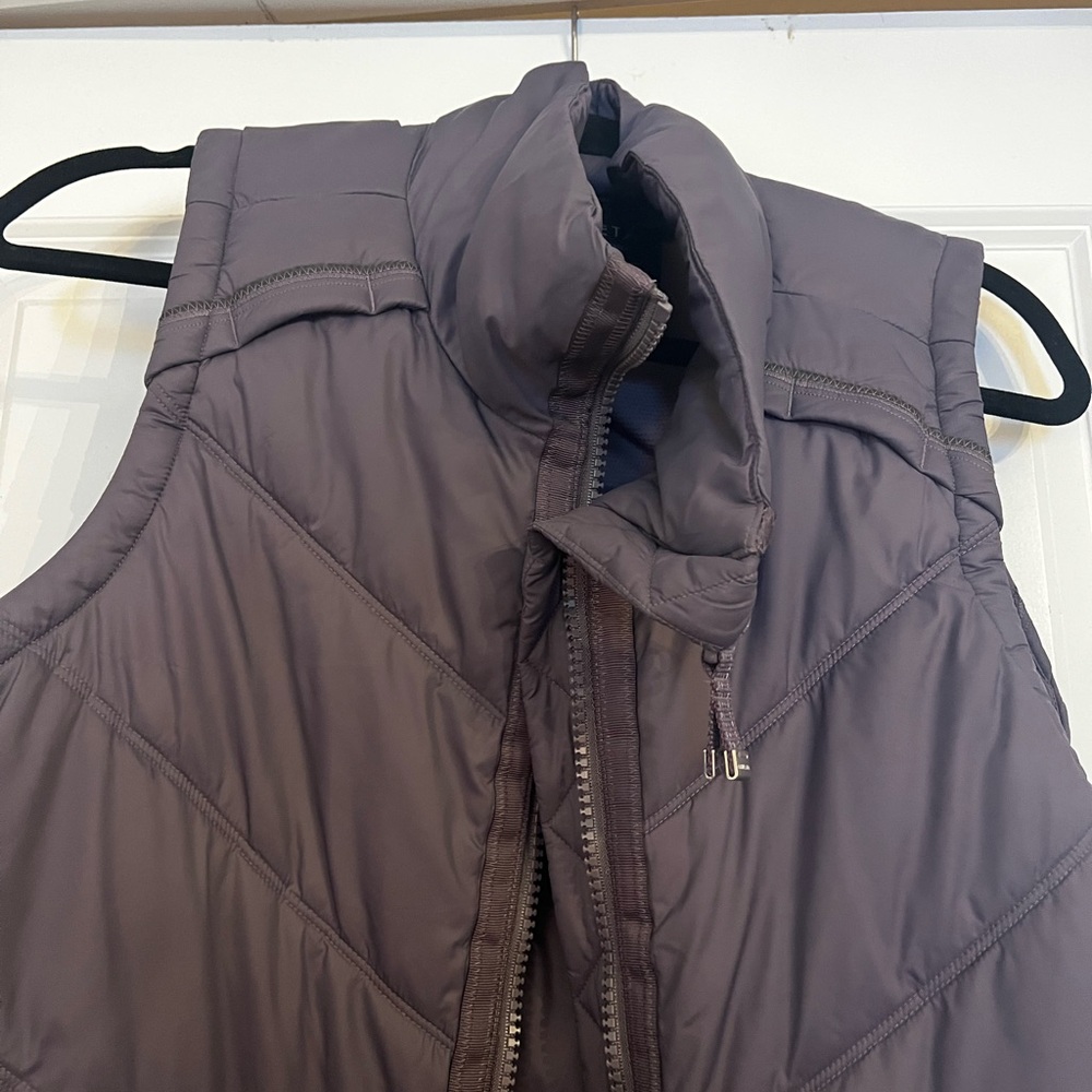 Athleta Purple Thin Channel Puffer Vest